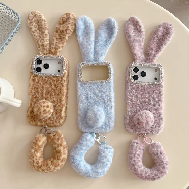 Sevimli Karikatür Leopar Desen - Apple Iphone 16 incelemesi ve fiyatı